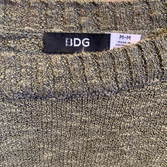 Pullover Sweater - Picture 4 of 4